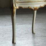 Vintage pair of 20th century Venetian Baroque style nightstands in painted wood