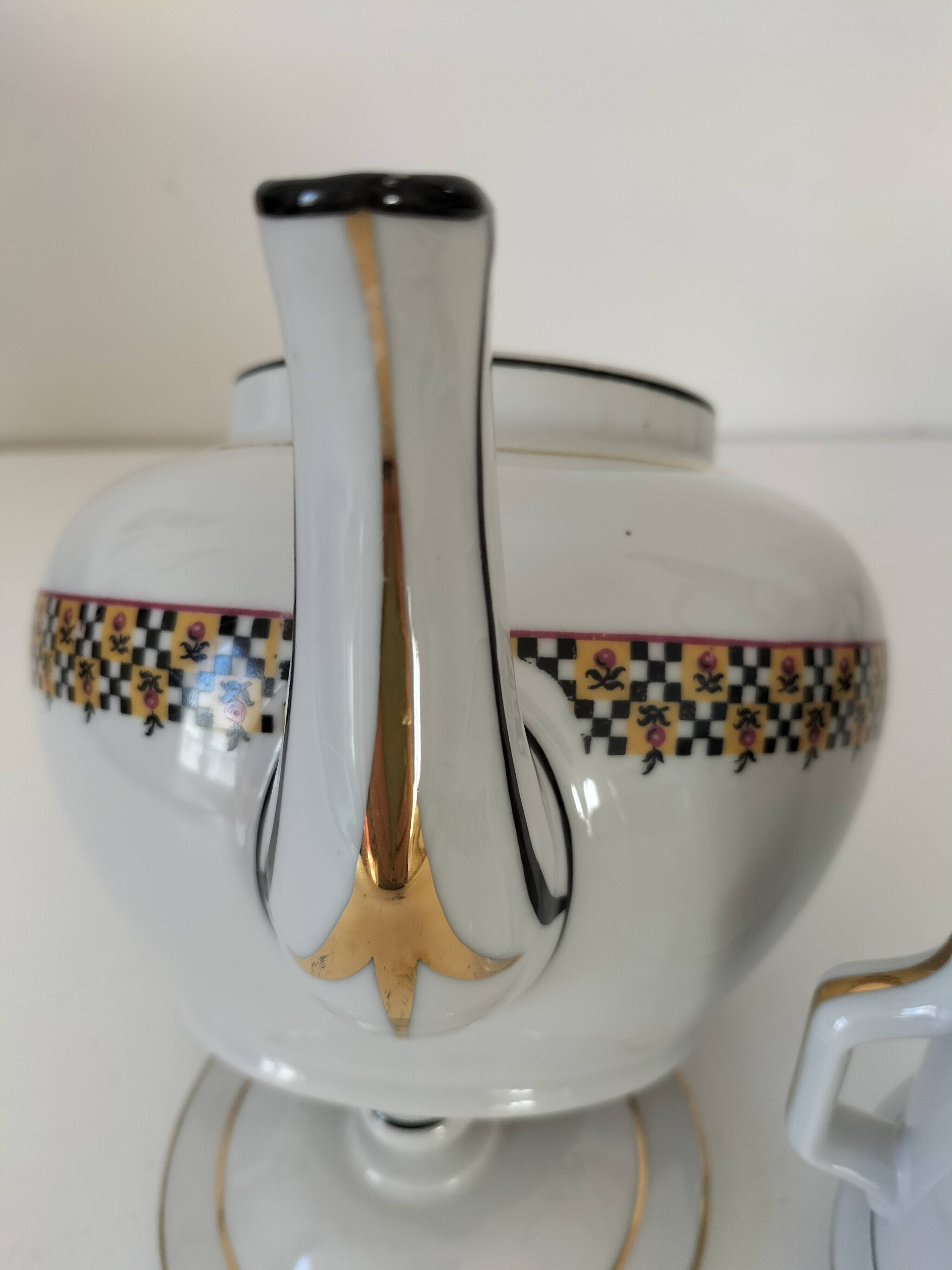 Art Deco filter coffee maker in Limoges porcelain by Balleroy Frères