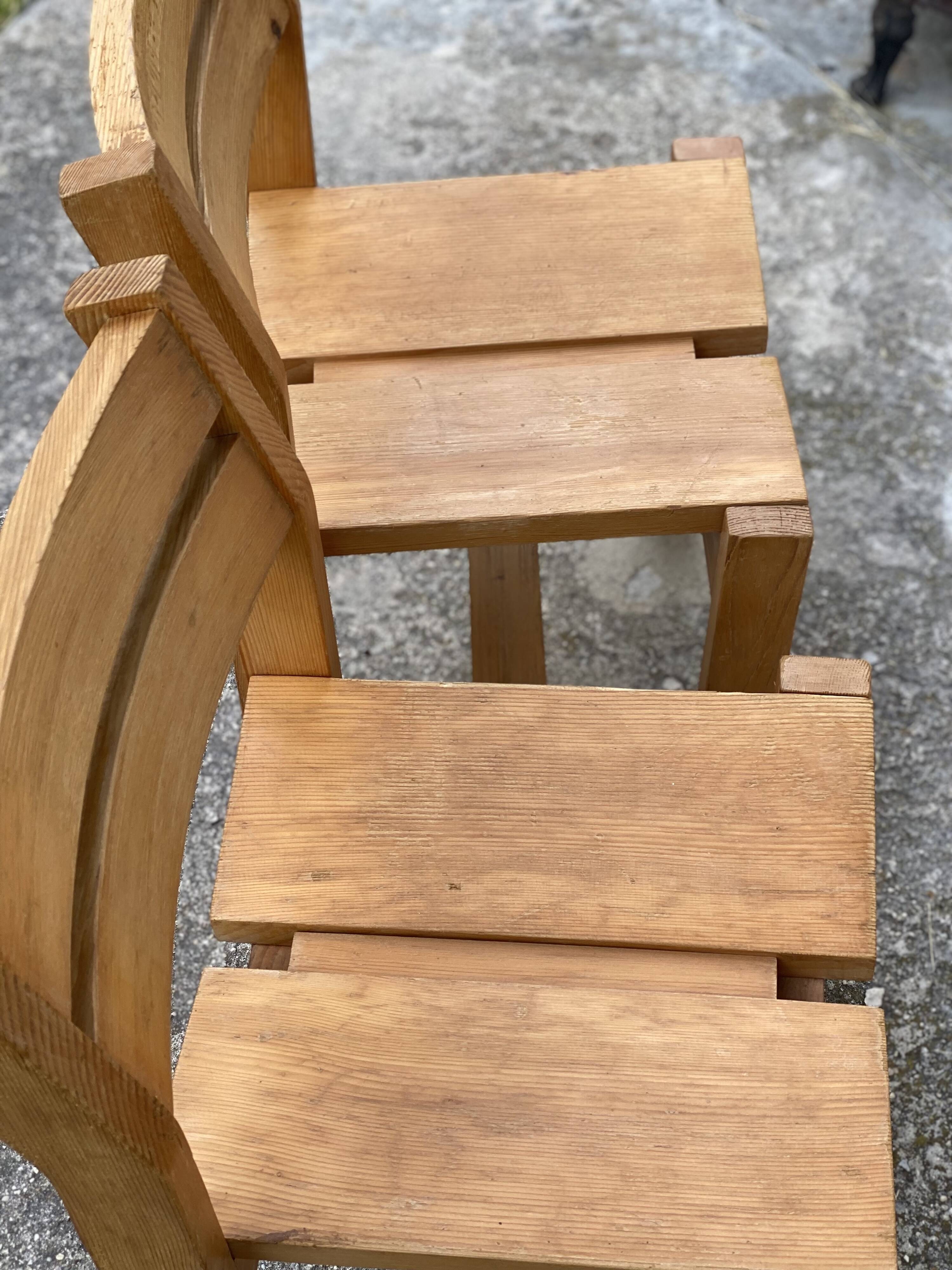 Pair of vintage 1970 "Maison Regain" chairs for the Les Arcs 1600 station.