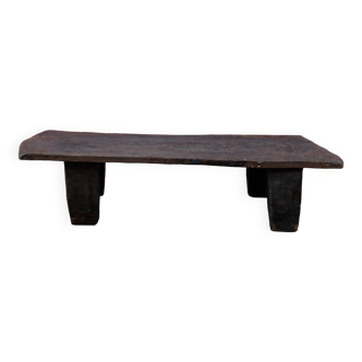 Authentique table Naga ancienne n°26