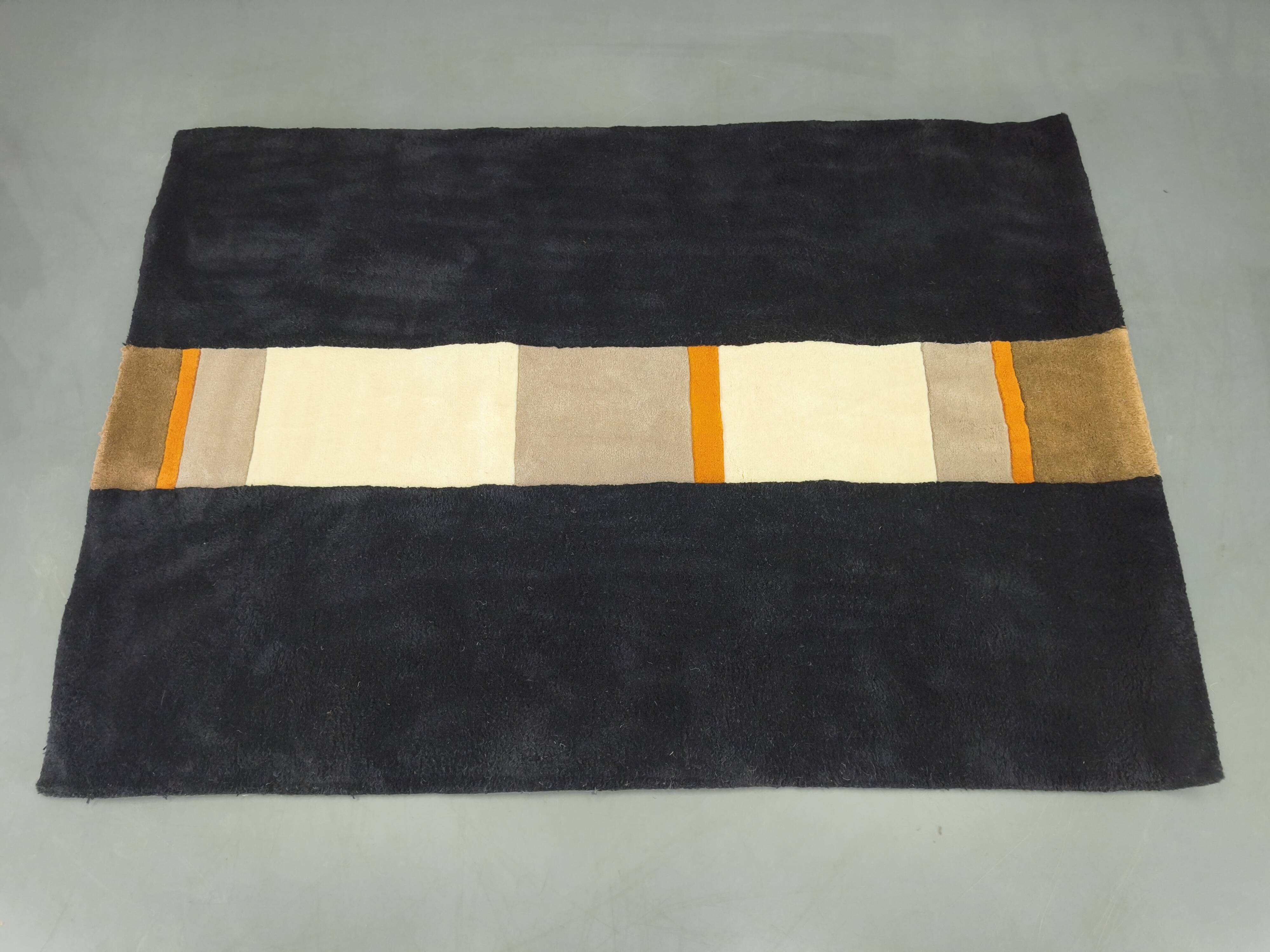 Hand-tufted wool rug by C. Olesen, Graphic design, 1990s