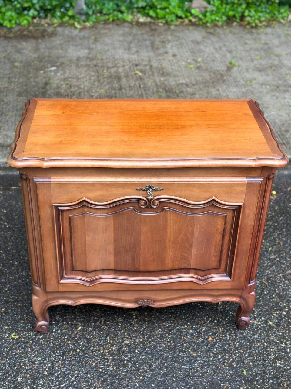 Louis XV buffet TV bar with mirror in solid wood