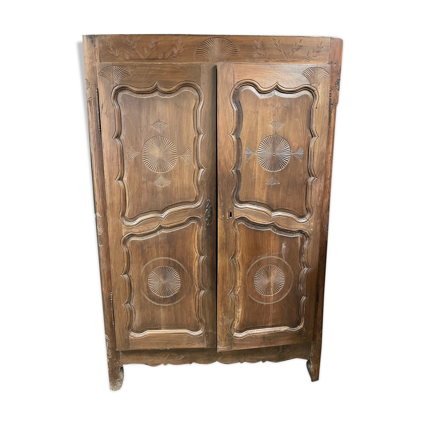 Armoire ancienne placard penderies Louis XV