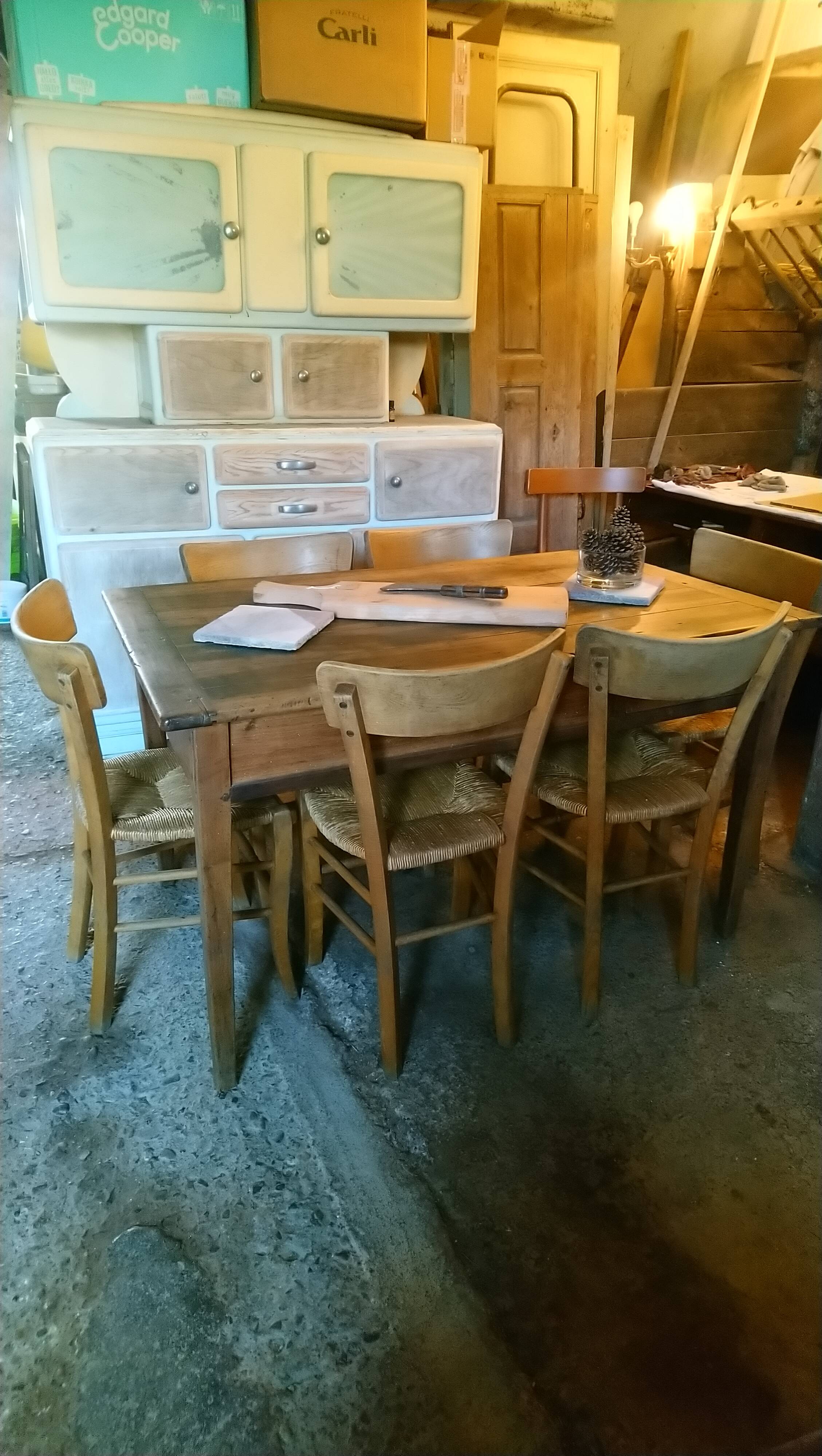 Bresse farmhouse table in walnut