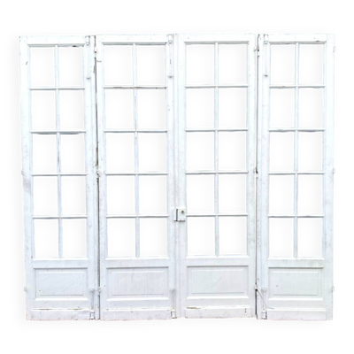 Suite de quatre portes de passage a petits carreaux XX siècle