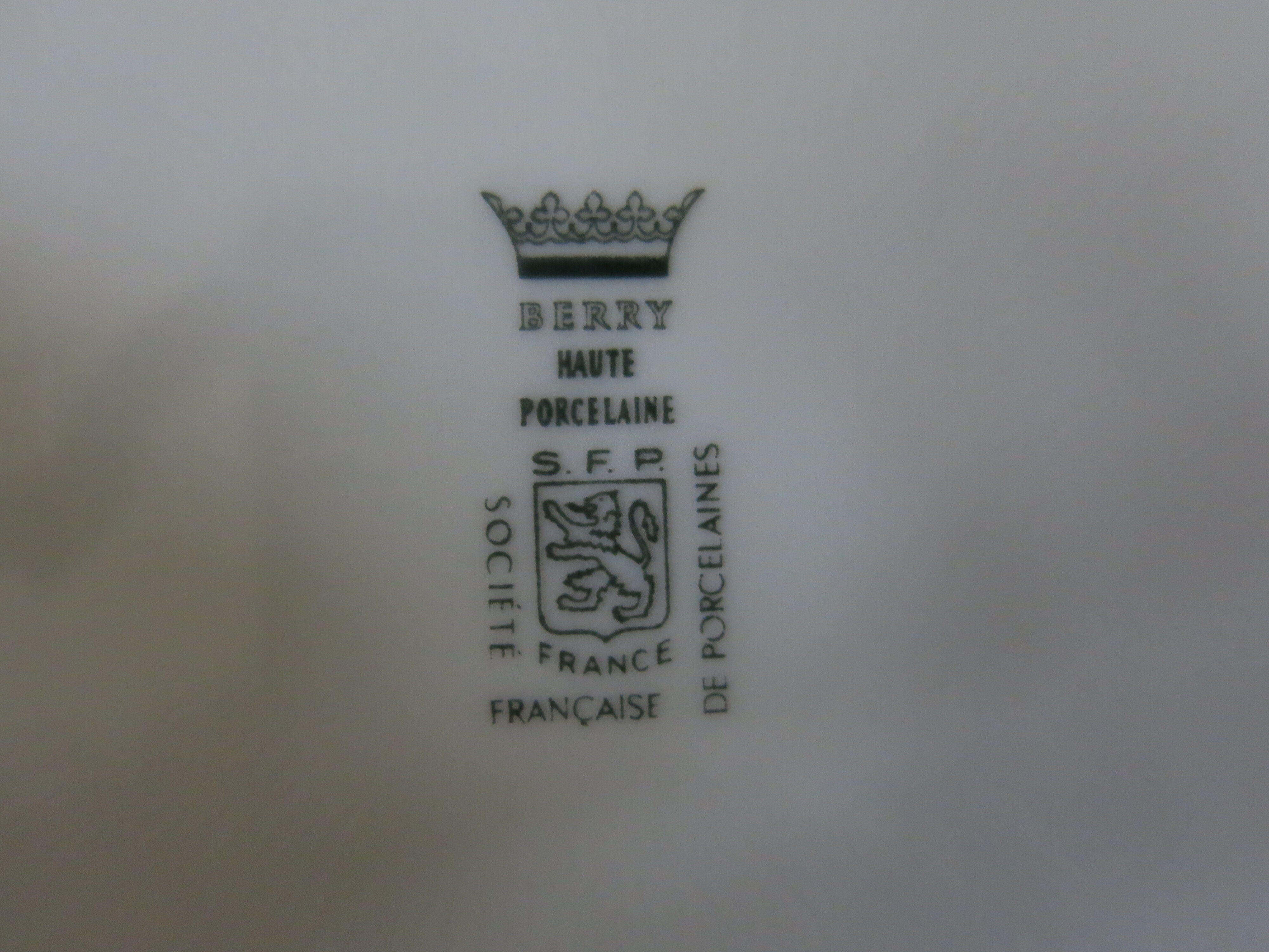 7 berry high porcelain cheese plates