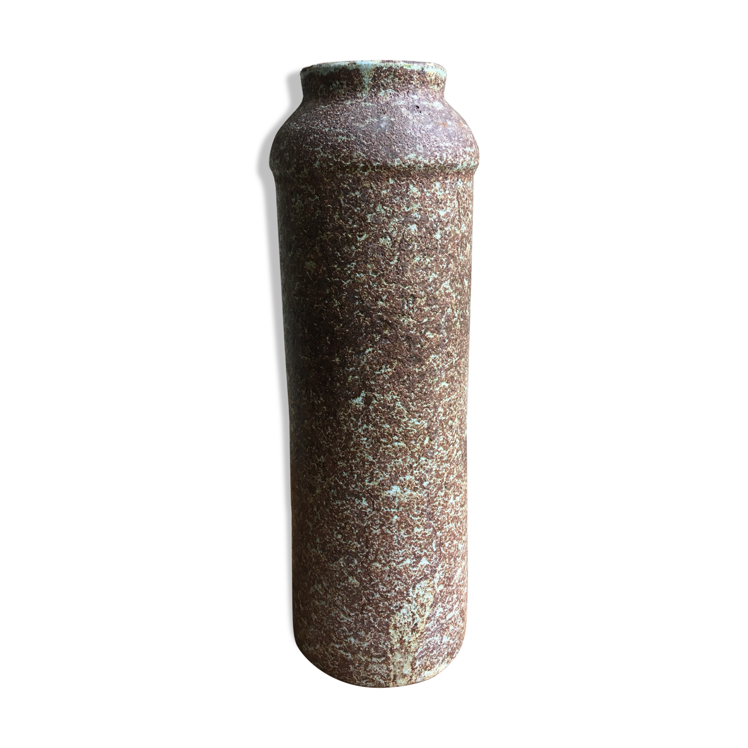 Vase en grès moucheté signé