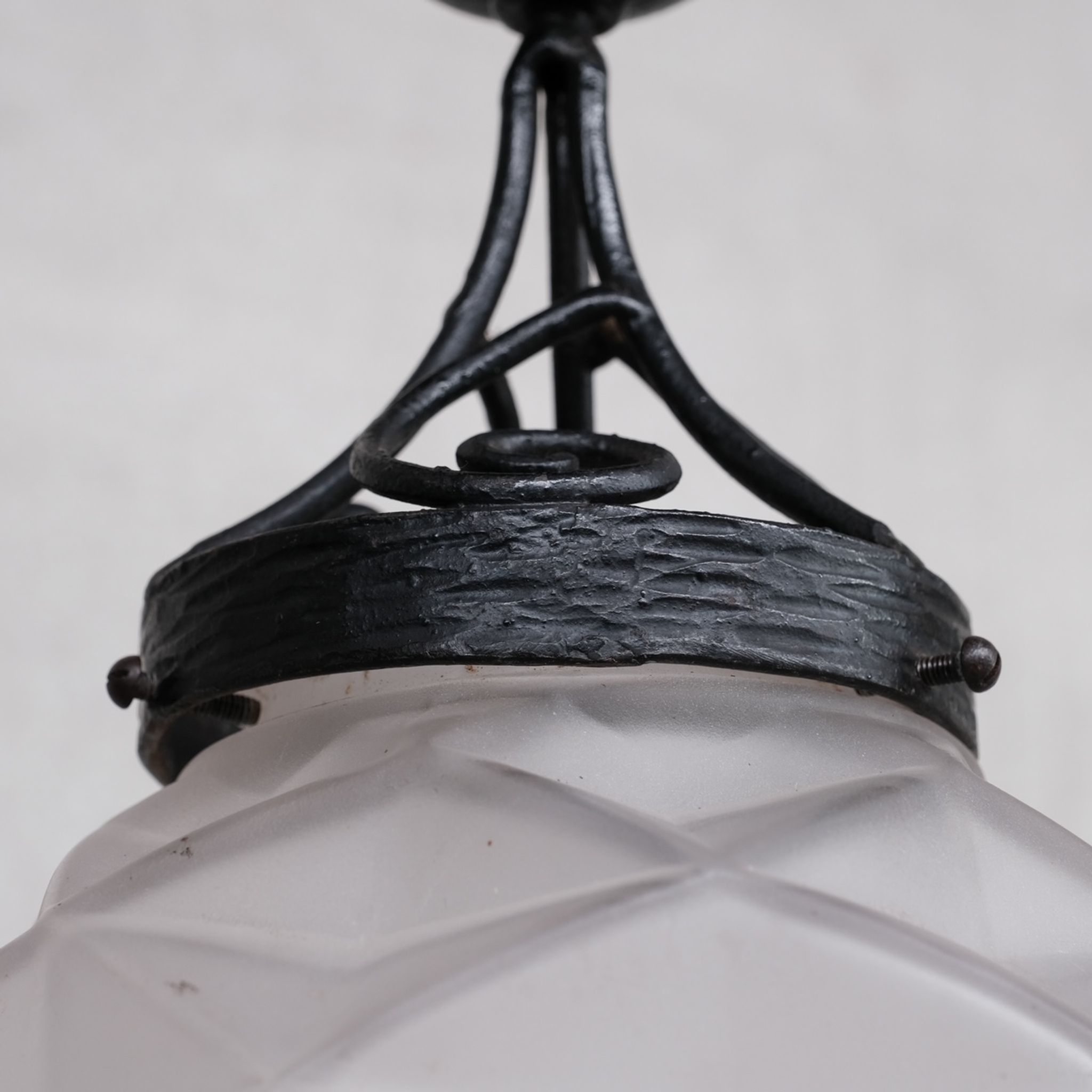 Suspension géométrique en verre Français et en fer