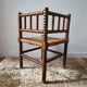 Chaise vintage coin du feu en bois tourné bobine