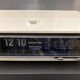 Radio reveil vintage a déroulement Continental Edison 1973