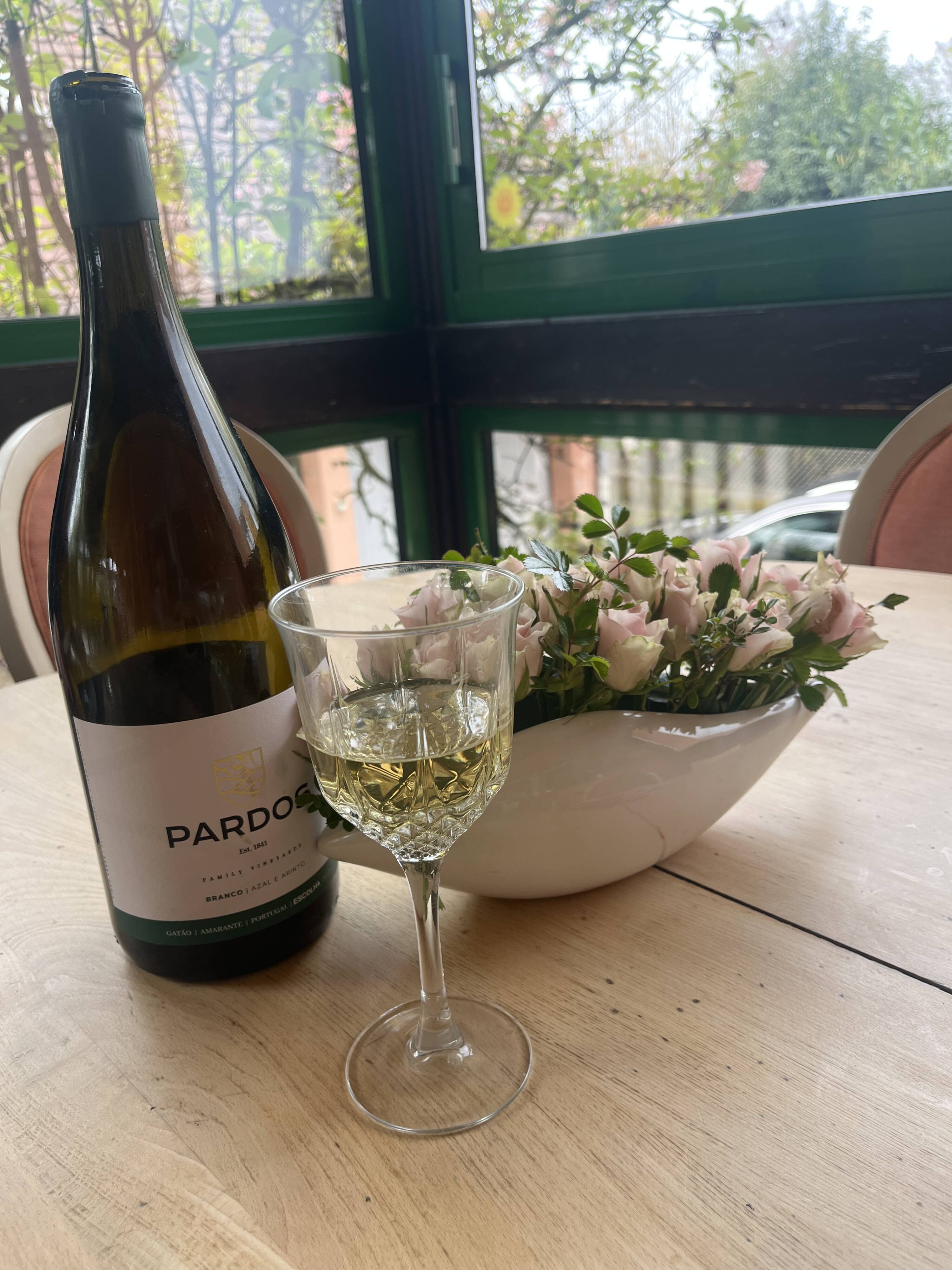 Antique Louis XV style canapé