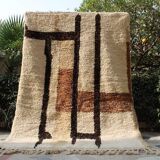 Handmade Berber Beni Ouraine rug, size 150 x 250 cm