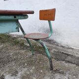 Ancien bureau d'enfant monobloc