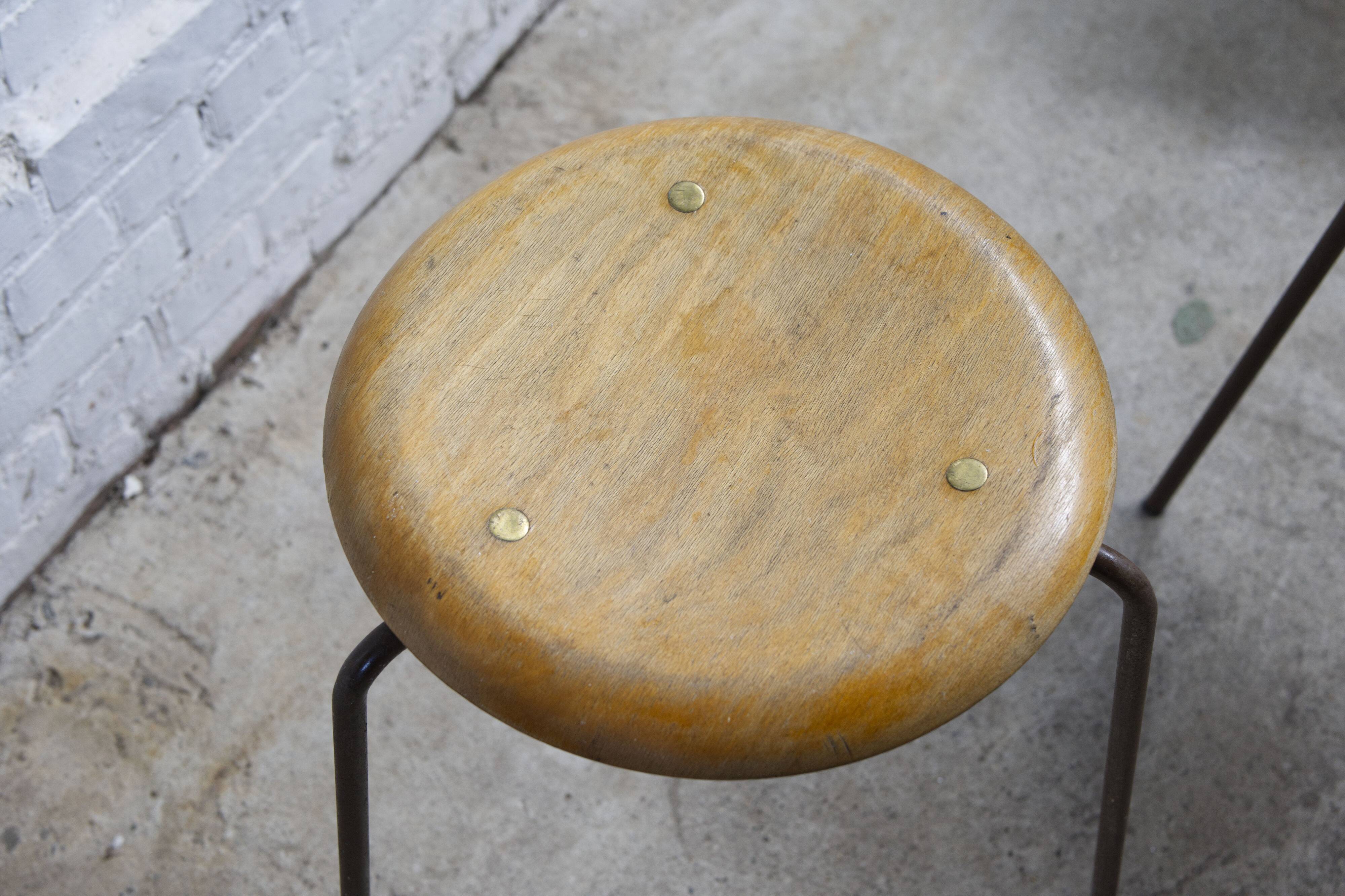 Set of 3, Early Tripod Dot Stool Arne Jacobsen by Fritz Hansen, 1960s