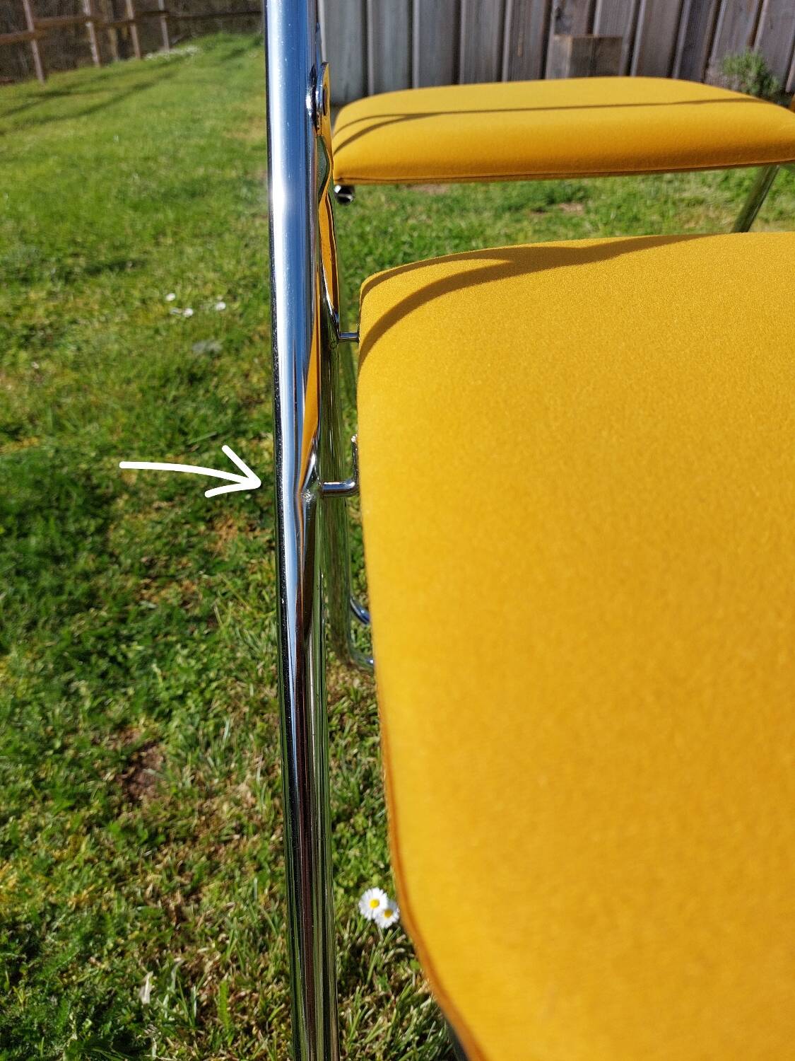 Chaises pliantes vintage en velours et métal chromé