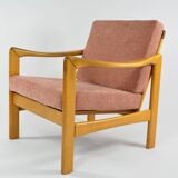 Pink knoll armchair