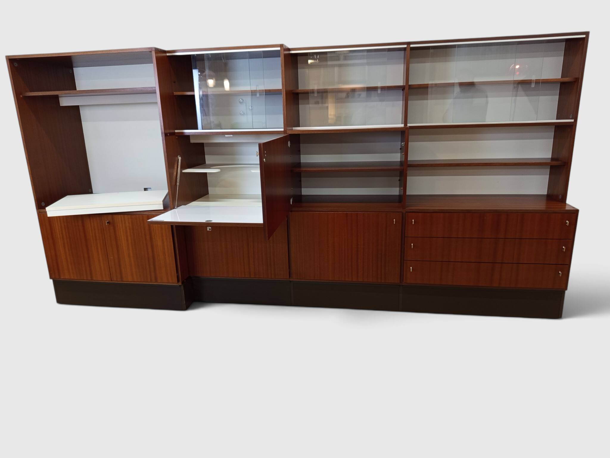 Modular furniture Les Hucher Minvielle – 338 cm