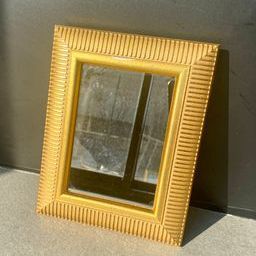 Mirror wood, smooth and gilded