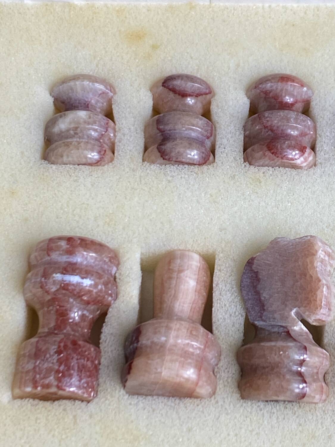 Marble and onyx chess set