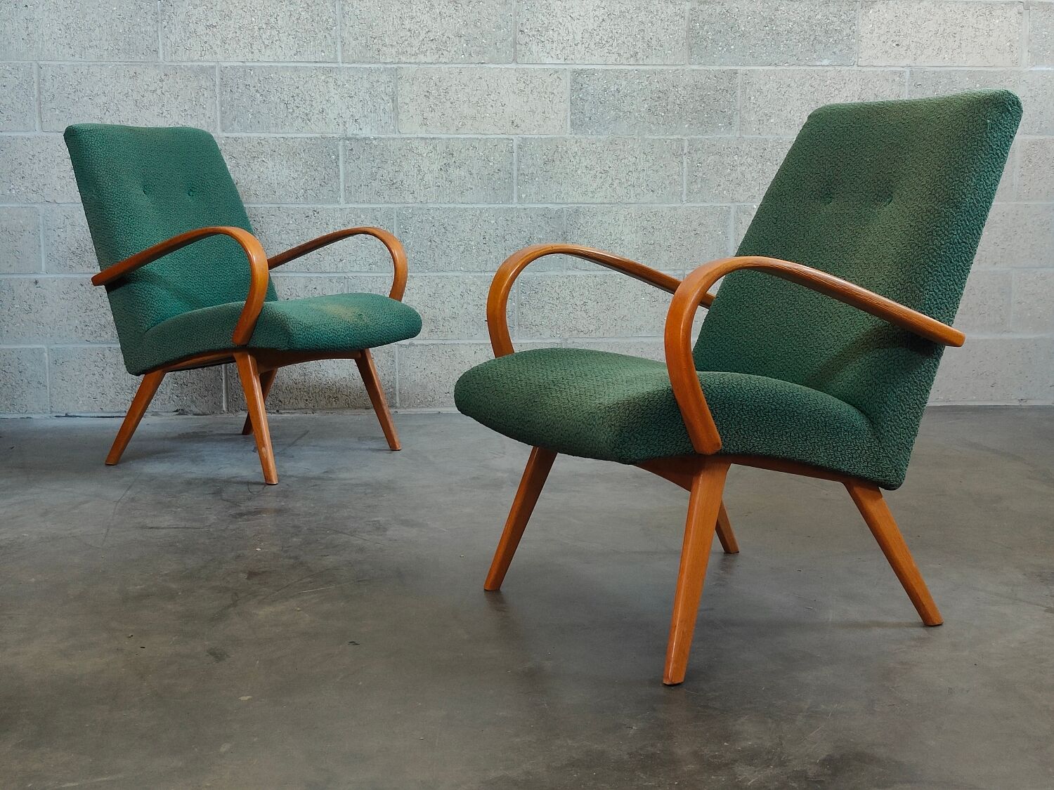 Pair of green armchairs by Jaroslav Smidek for TON