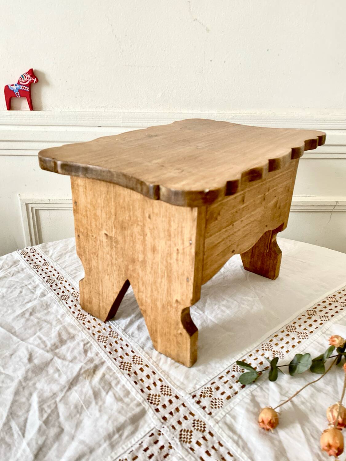 Small vintage wooden chest bench