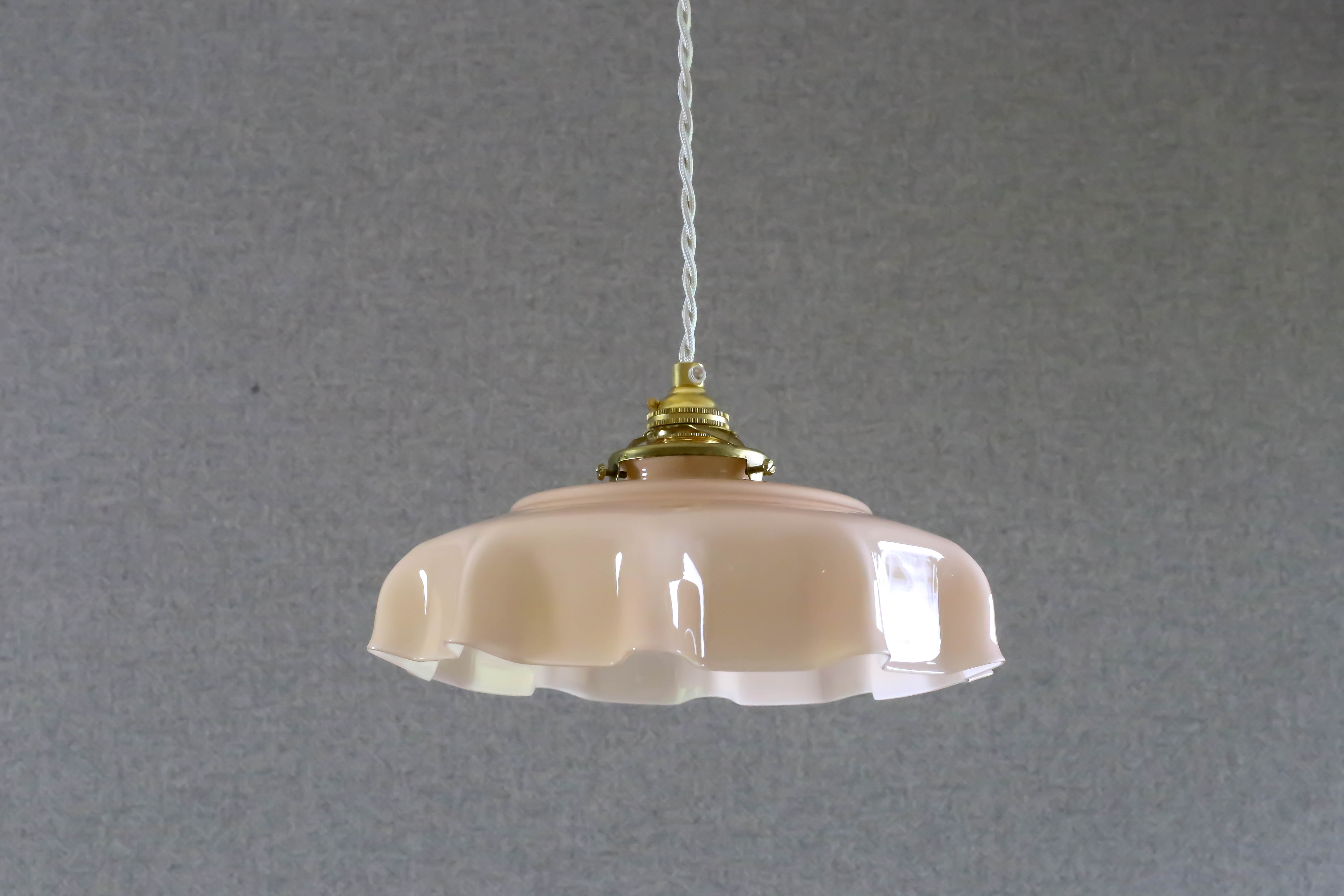 Pale pink opaline hanging lamp delivered with cable and new brass socket