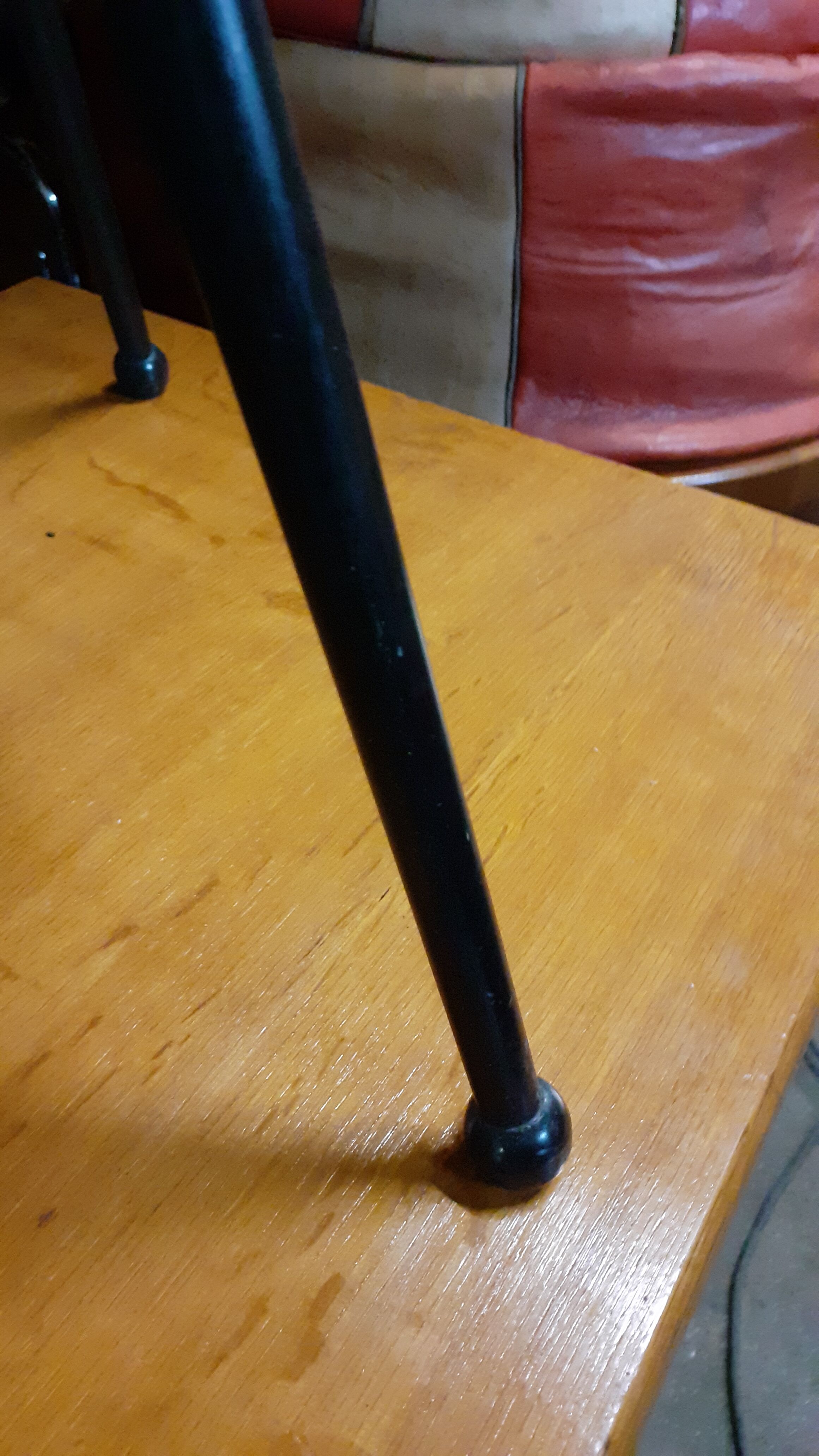 Tripod stool "moumoute"