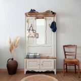 Hemp and Wood Entrance Locker