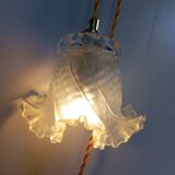 Frilly molded glass tulip walking lamp