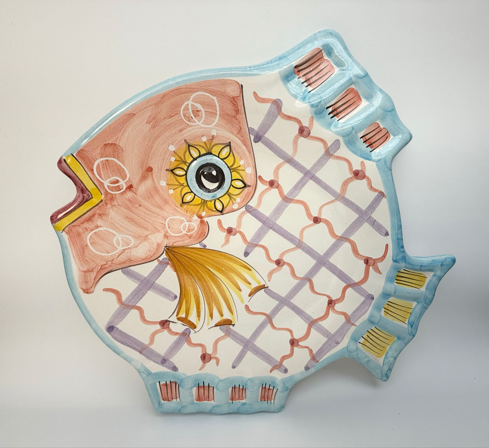 Hand-painted ceramic fish plate – Vietri sul Mare, Italy