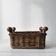 Ancien panier en osier atypique