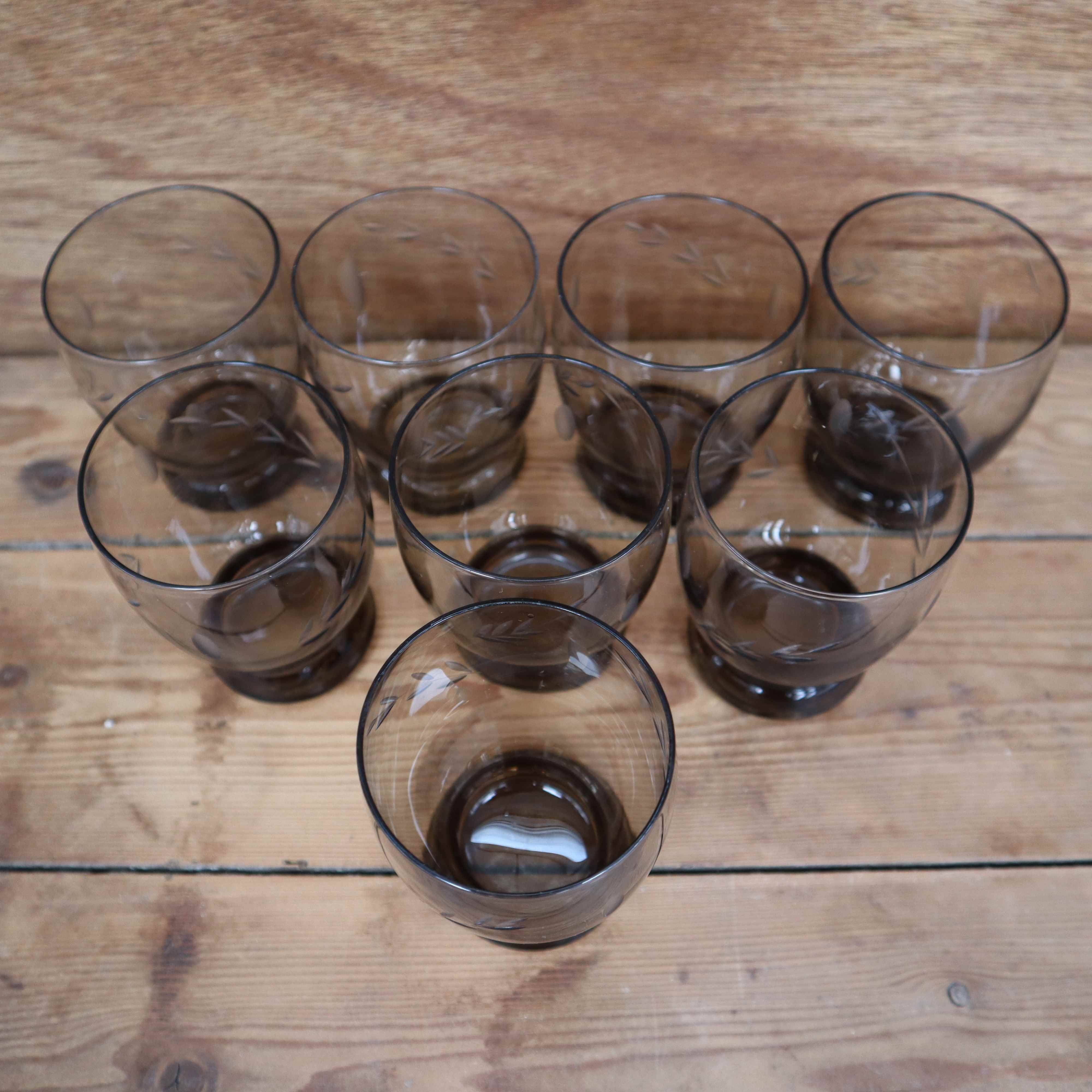 Set of 8 vintage transparent brown wheat ear chiseled glasses