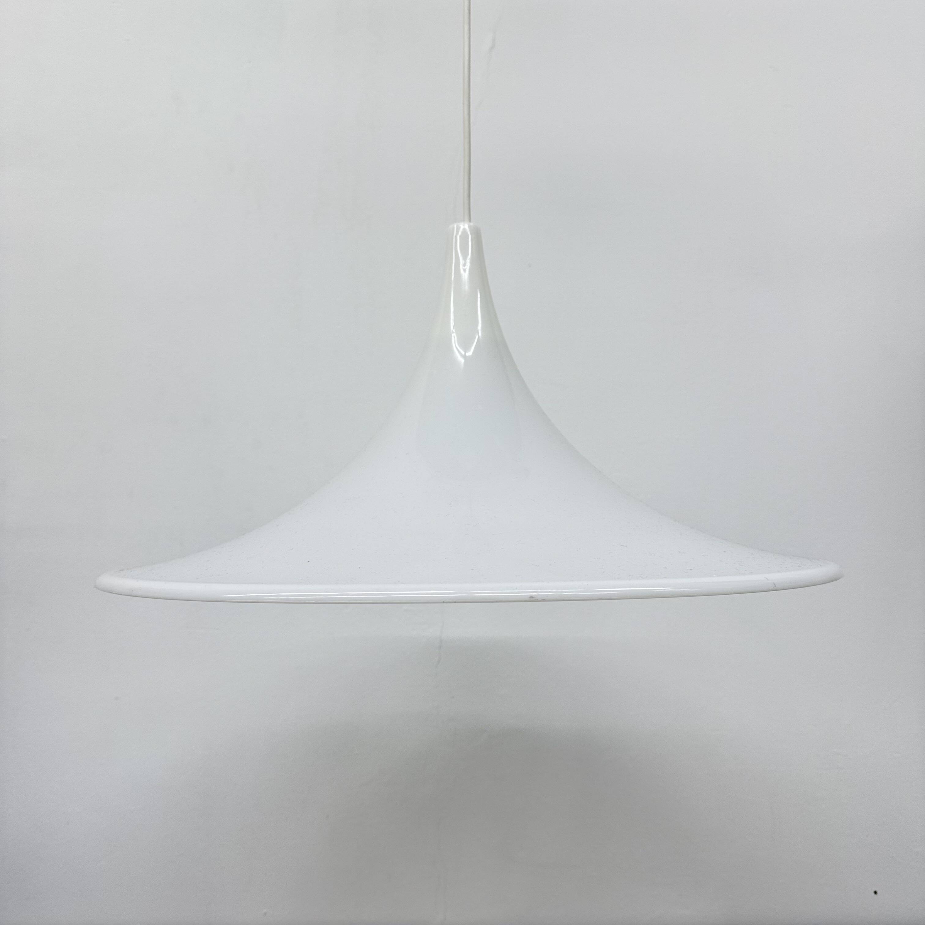 Lampe suspendue vintage en forme de trompette, années 1970