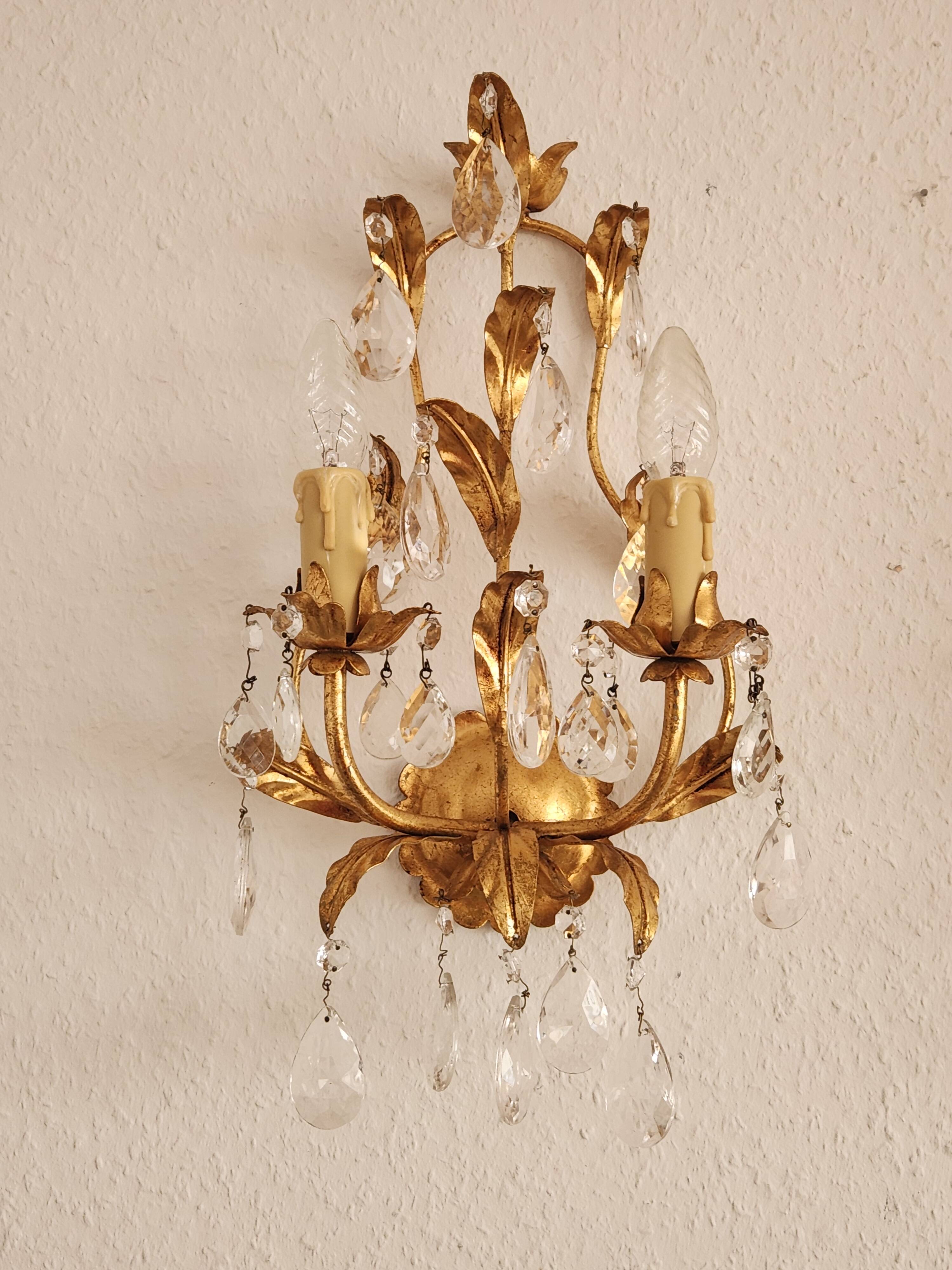 Hand-forged wall lamp gilded with gold leaf and crystals, Italy