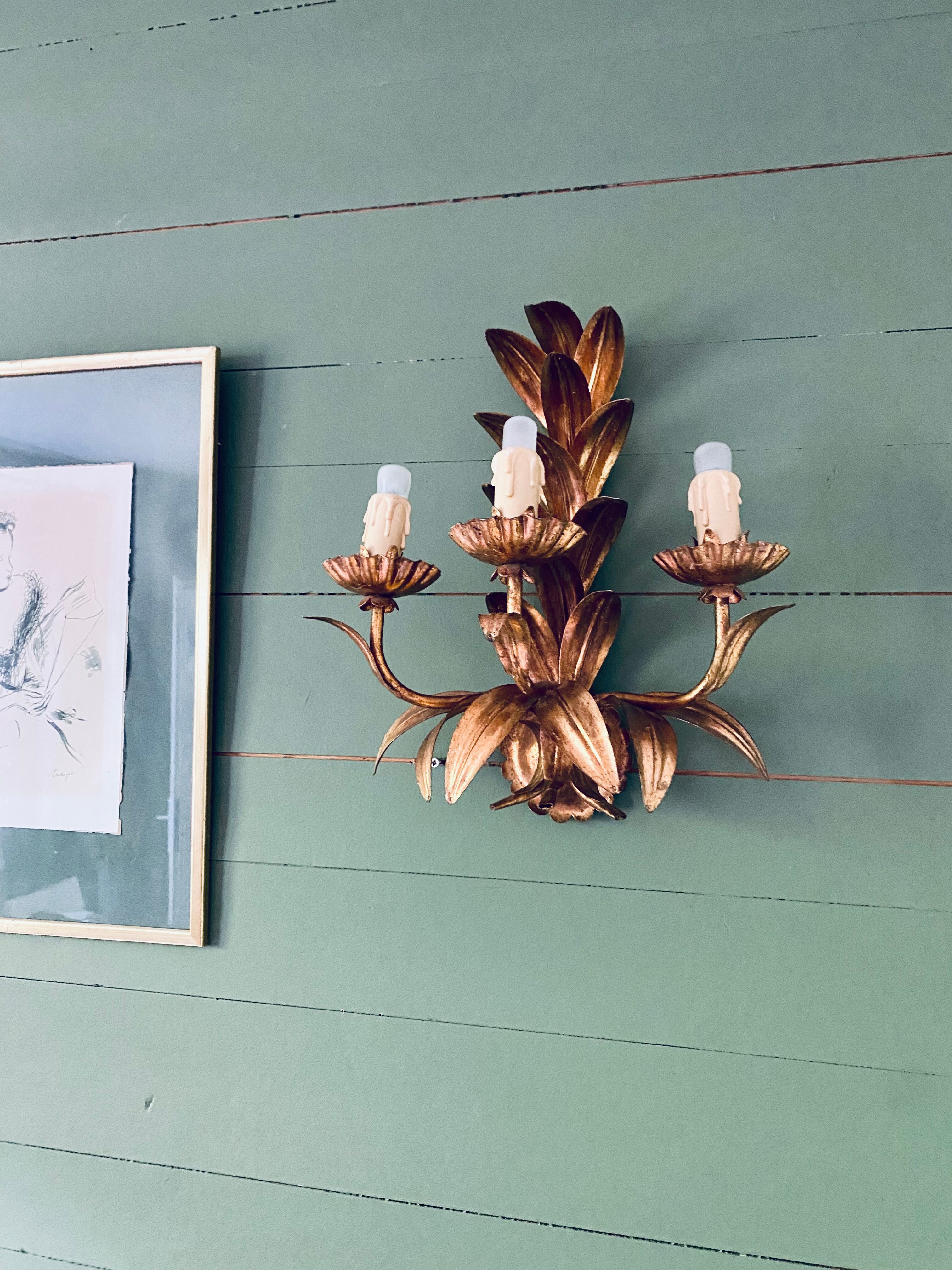 Golden leaf wall light