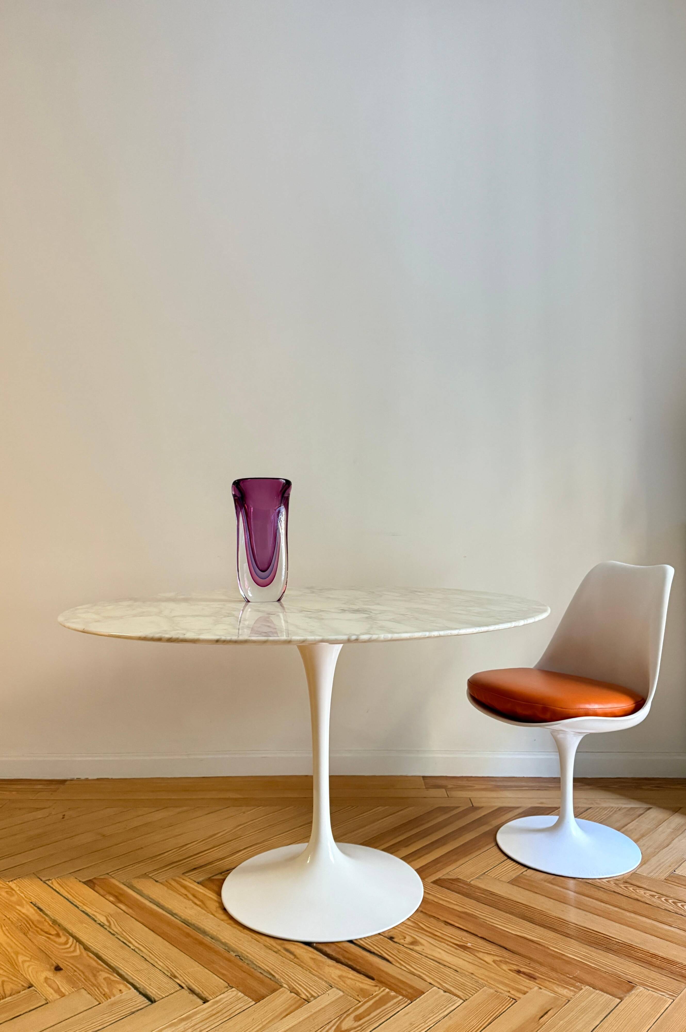 Tulip Table by Eero Saarinen with Calacatta Marble