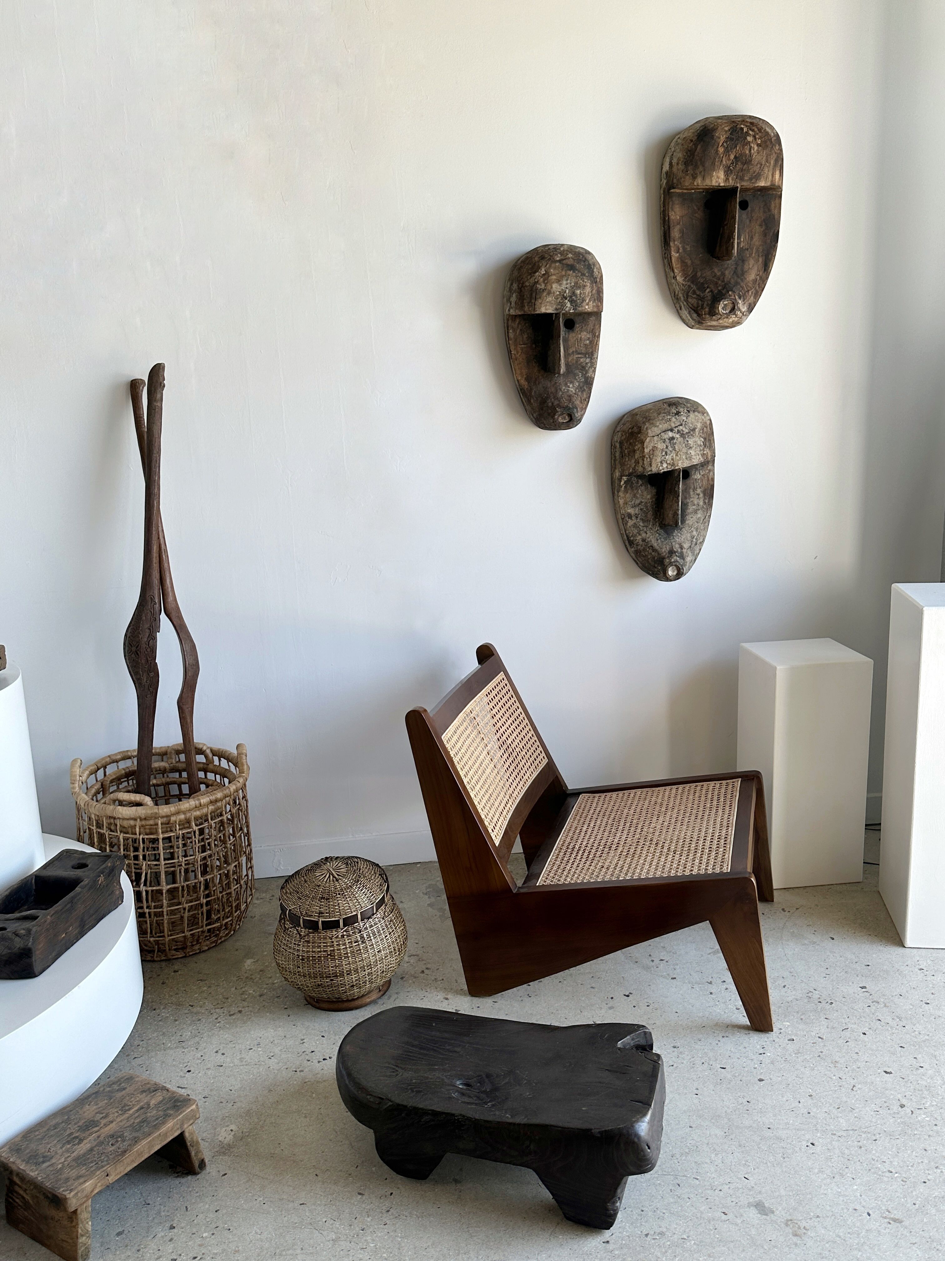 Large Timor mask in patinated wood H:50cm (1)