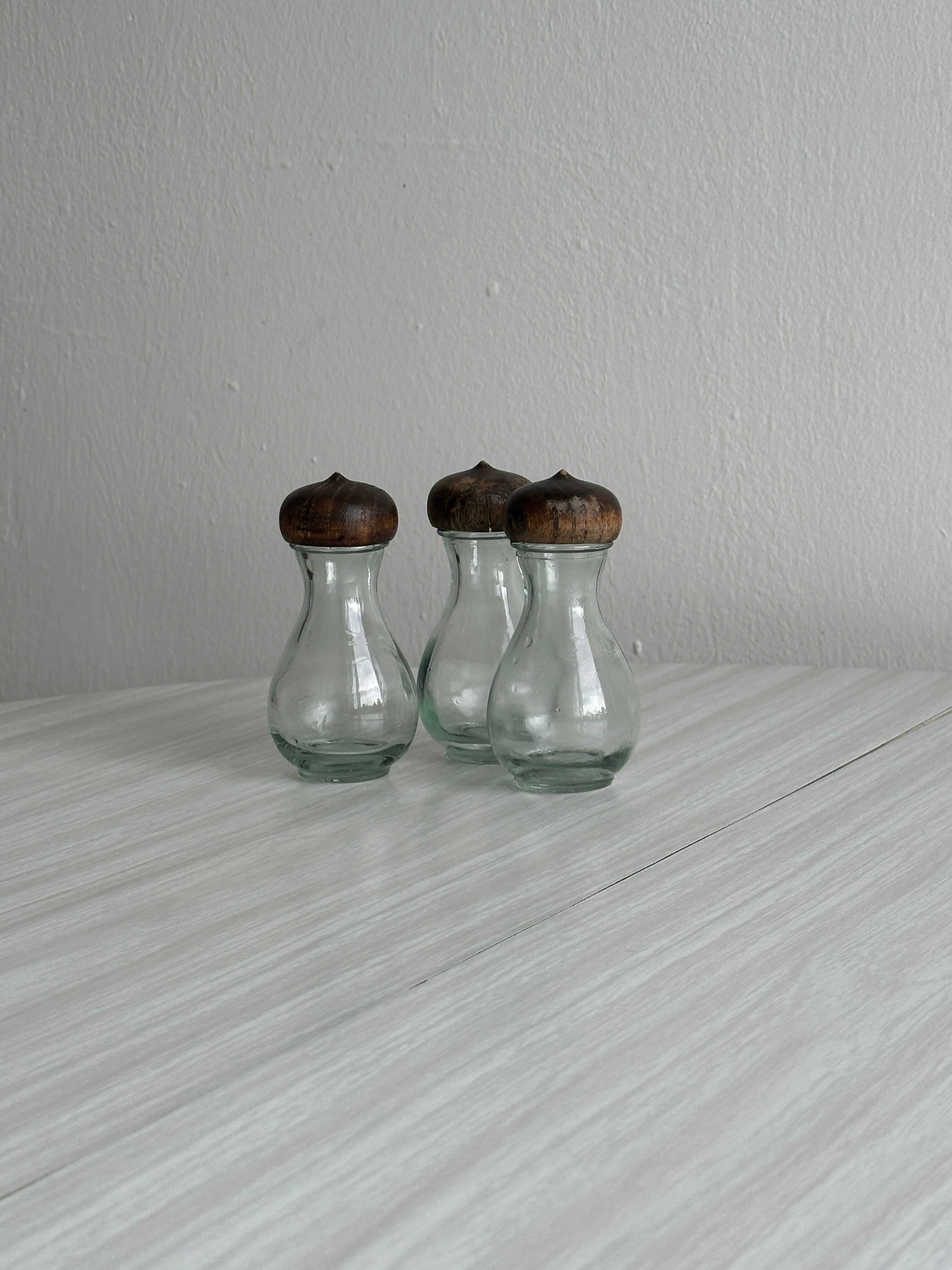 Set of 3 small vials