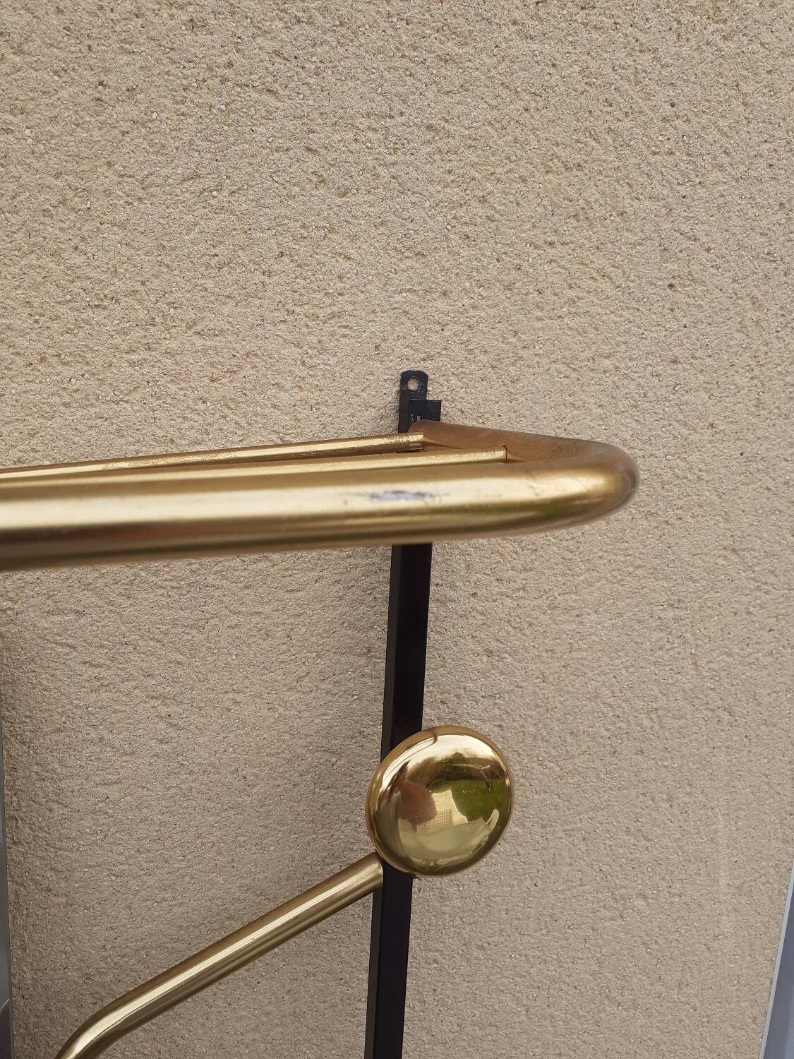 Cloakroom coat rack