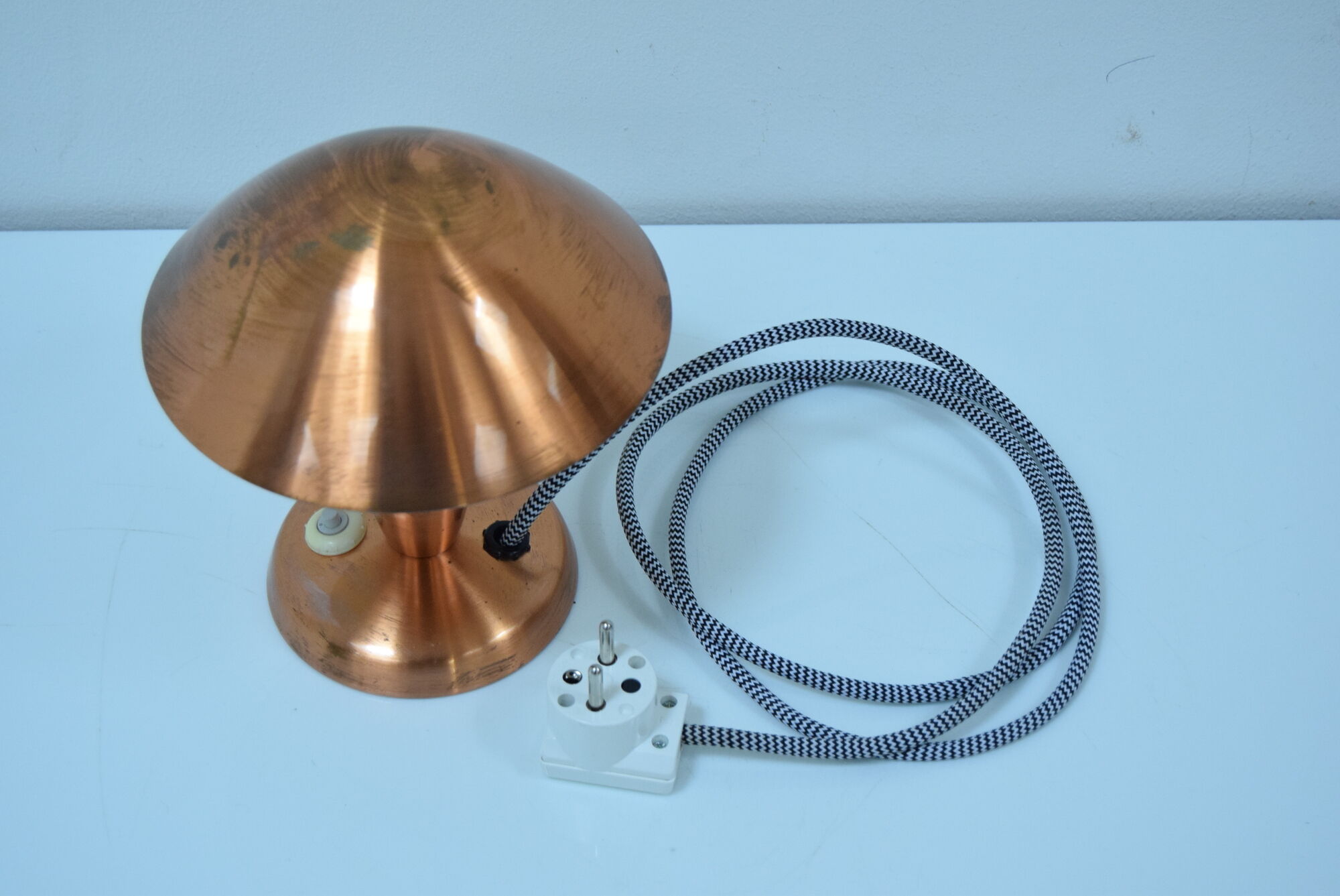 Art deco table lamp with flexible shade,1930's