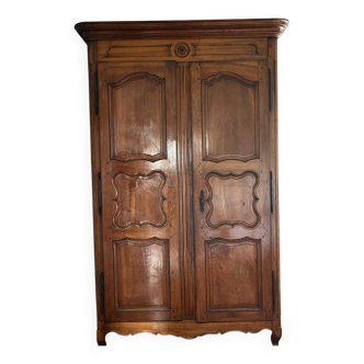 Exceptional Lorraine wardrobe