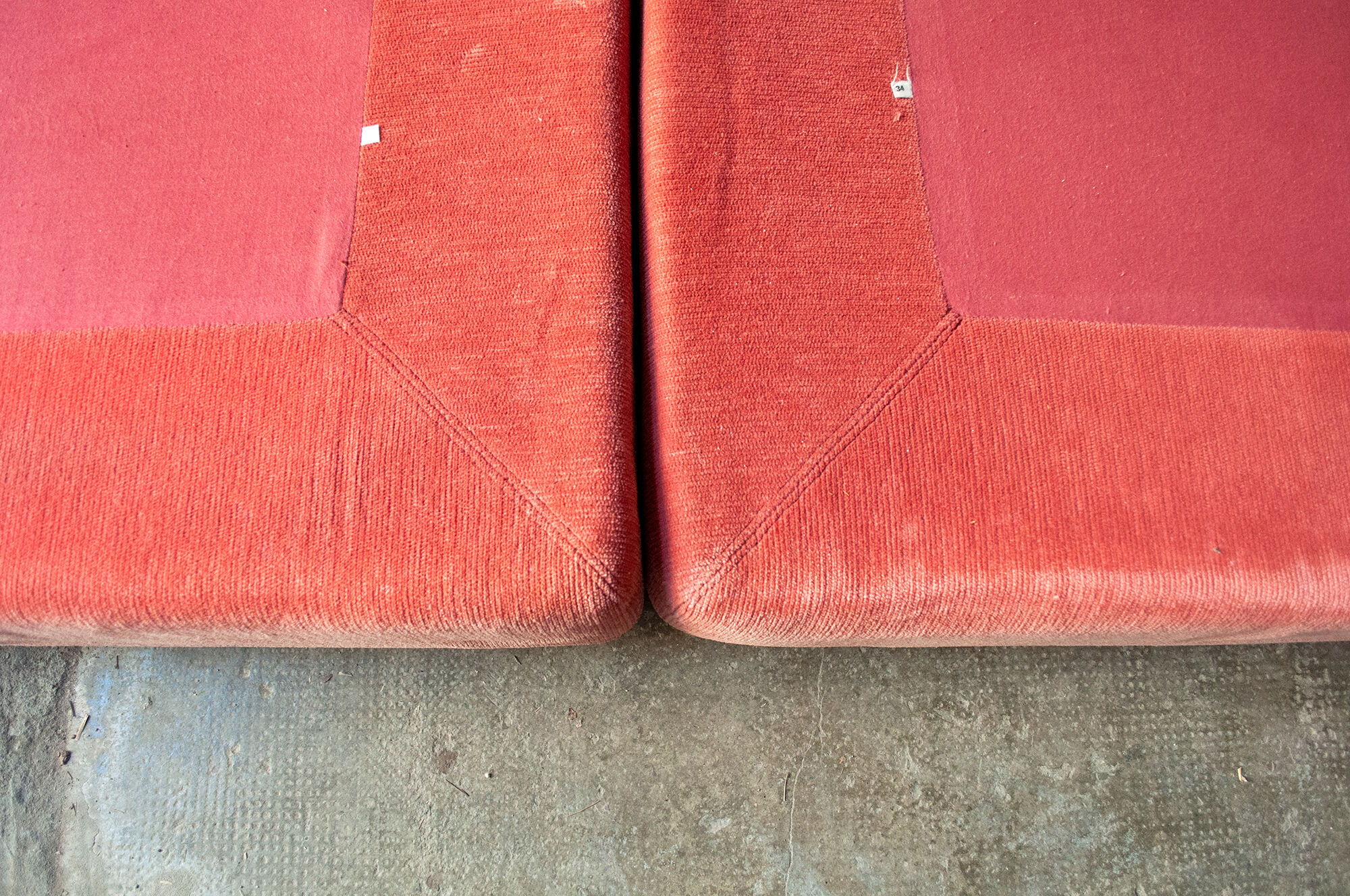 Bedroom in winked maple and fabric by Giovanni Offredi for Saporiti Italia 1970s