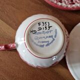 Henriot in Quimper - Set of 2 cups and saucers with a floral design.