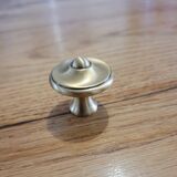 6 patinated brass furniture knobs