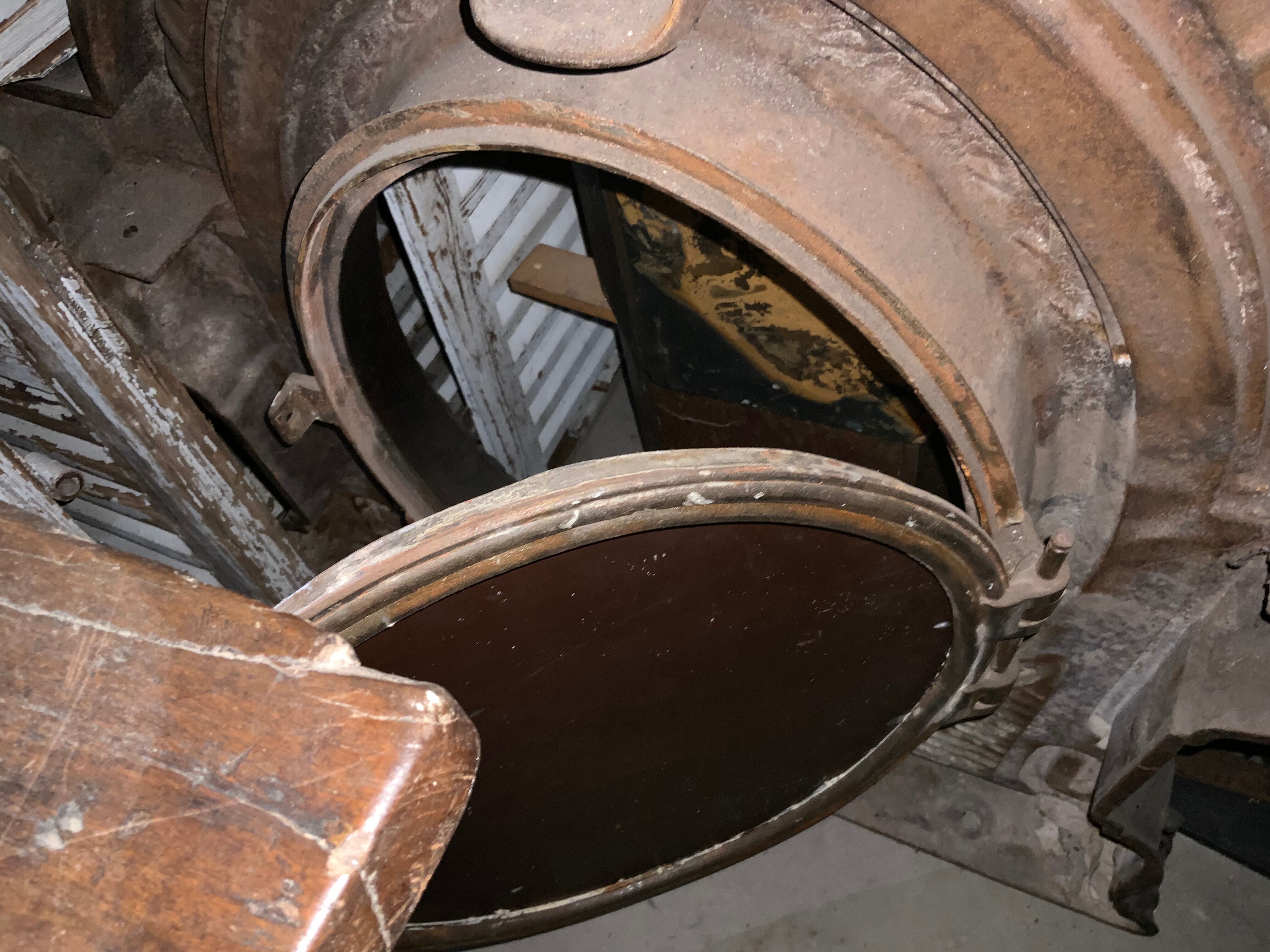 Mirror cast iron ox eye