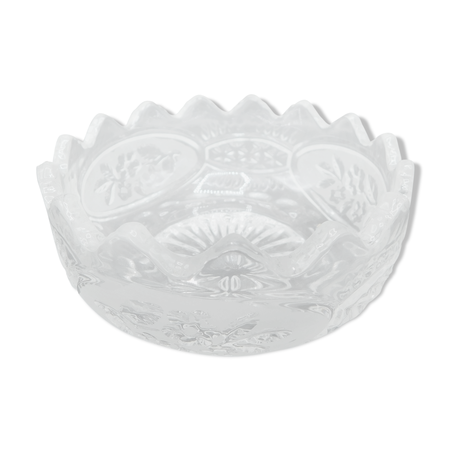 Vide-pocket / crystal cup with floral decoration