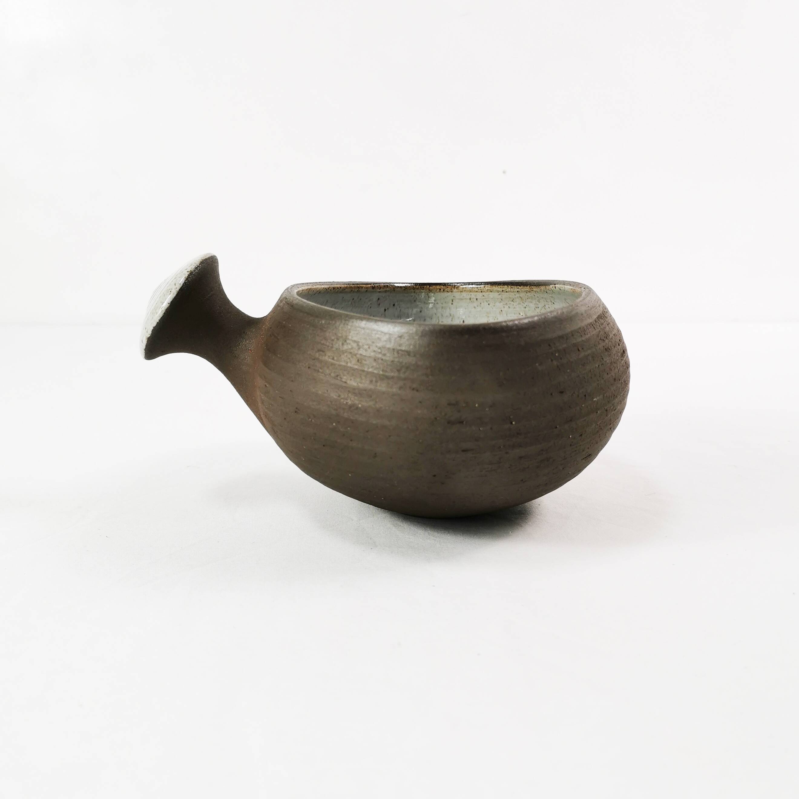 Ceramic, modernist bowl with handle, H. Ditlev. Denmark, 1960s