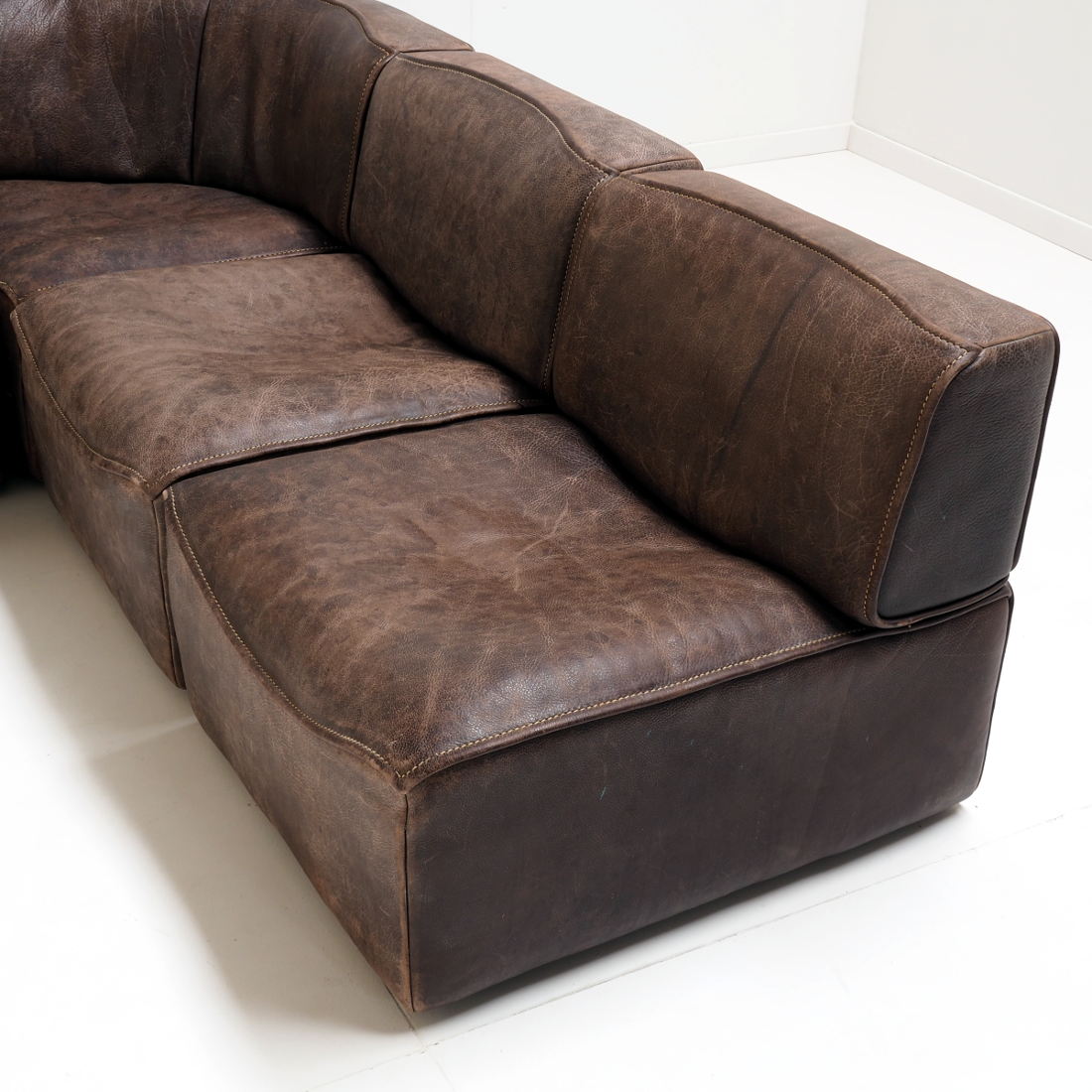 Vintage model DS-15 De Sede sofa