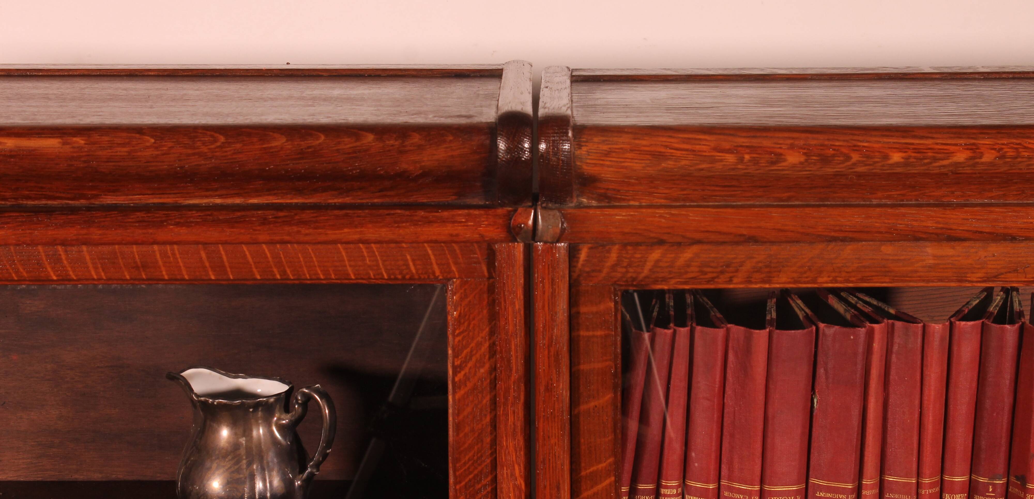 Globe Wernicke oak bookcase pair circa 1900