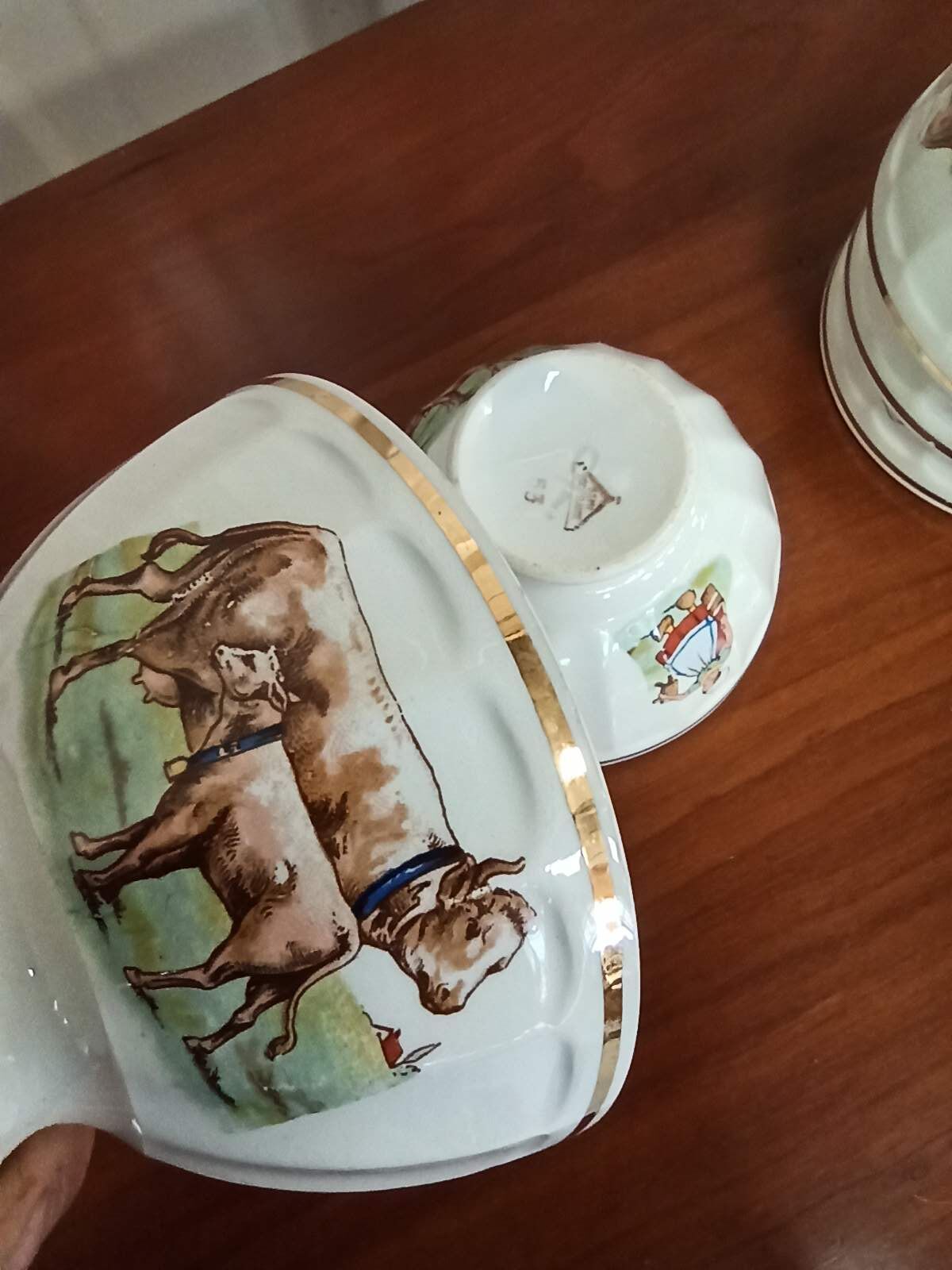 Set 6 bowls cow creamer semi porcelain old